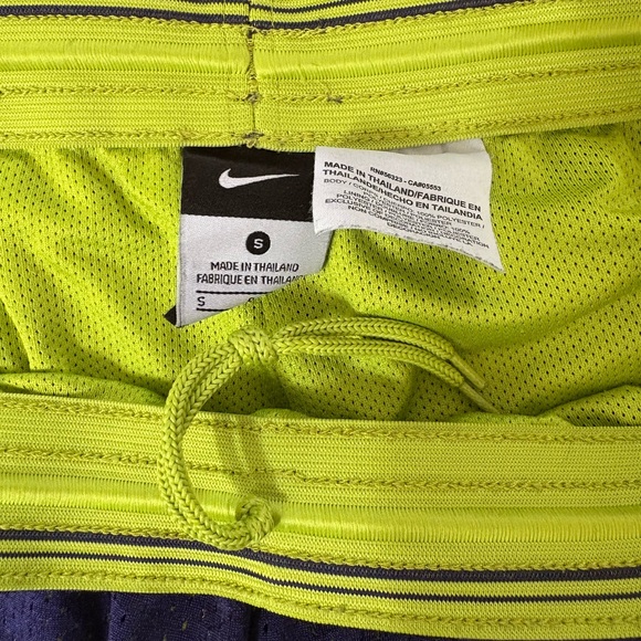 Nike Blue and Lime Green Sports Shorts - Picture 4 of 4